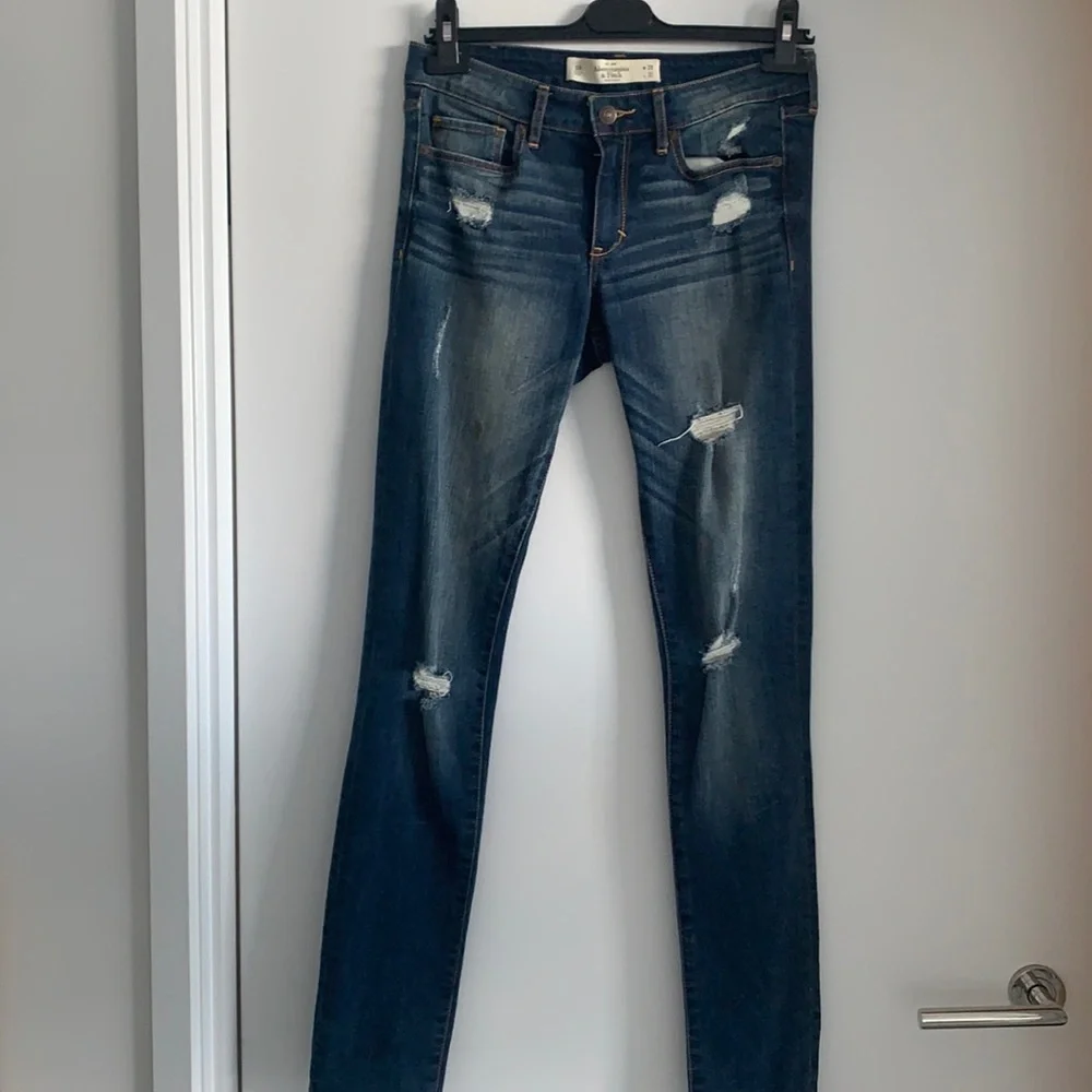 Jeans - Picture 1 of 1